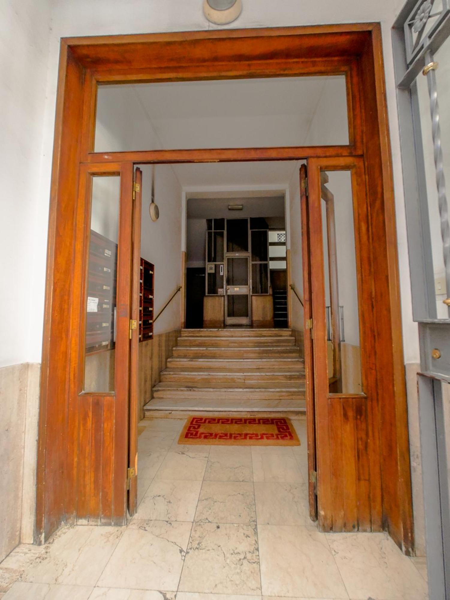 Chic Modern 2-Bedroom Near Metro روما المظهر الخارجي الصورة